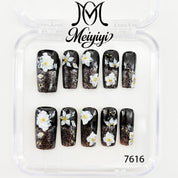 zb121..A wide variety of nails