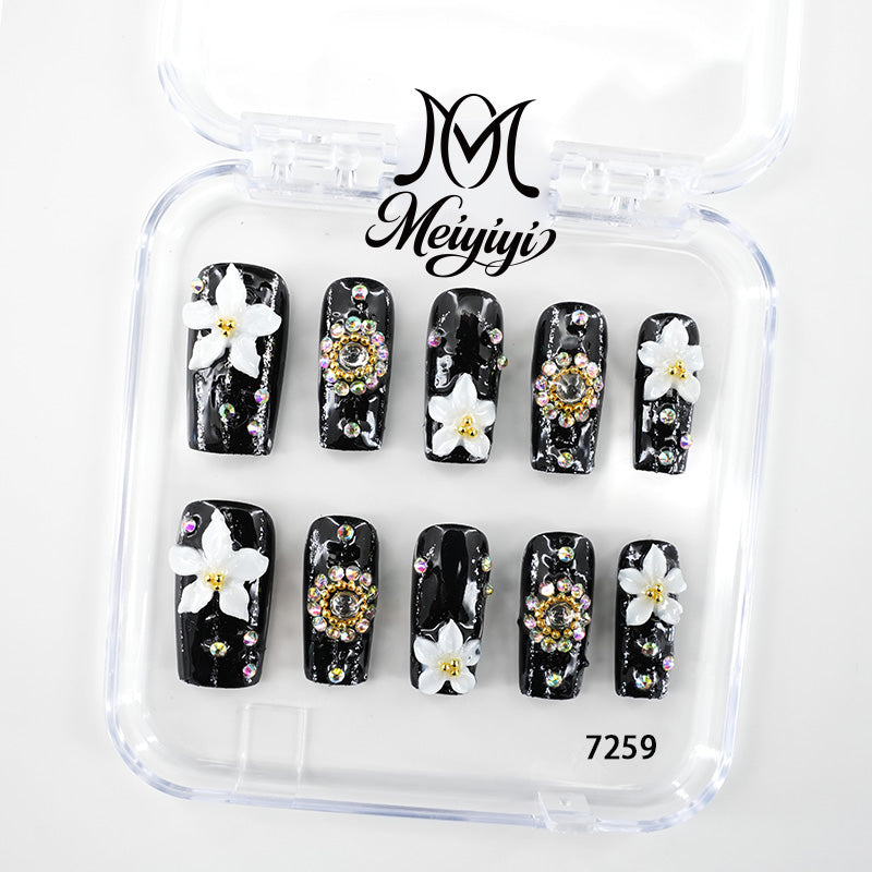 zb113..A wide variety of nails
