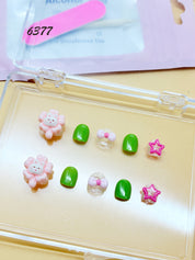 zb87..Kid nails
