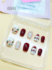 zb89..Christmas nails