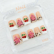 zb96..Colorful protective nails